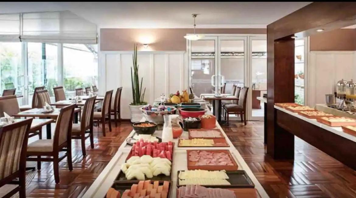 Flat No Mercure Olimpia - Sem Cafe - Acomodacao Particular Apartamento